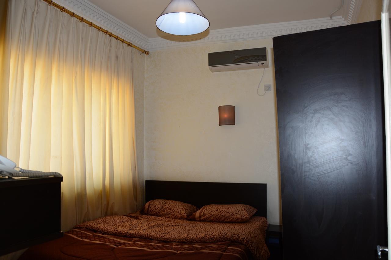 Teeba Palace Hotel Suites Амман Экстерьер фото