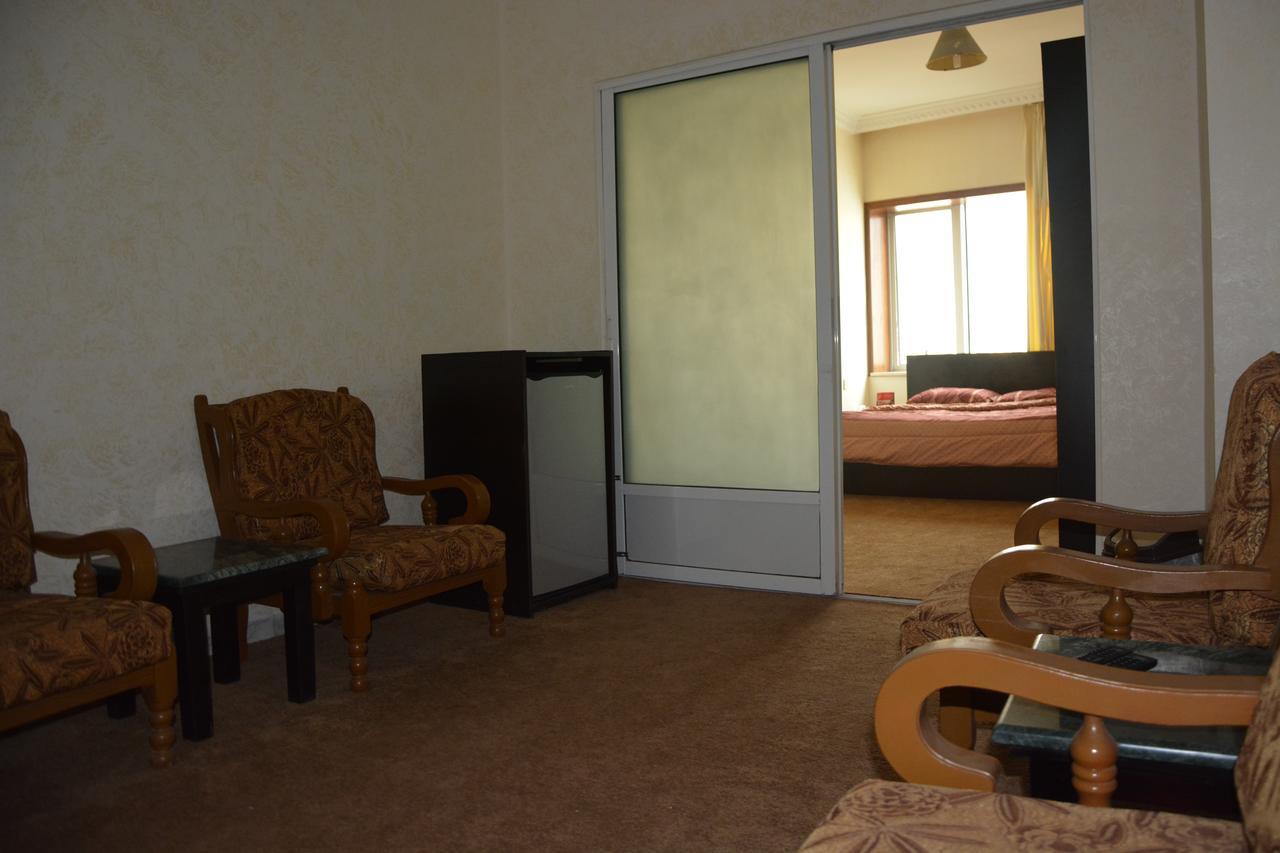 Teeba Palace Hotel Suites Амман Экстерьер фото