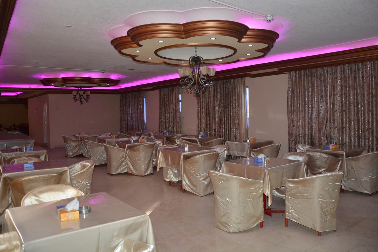 Teeba Palace Hotel Suites Амман Экстерьер фото