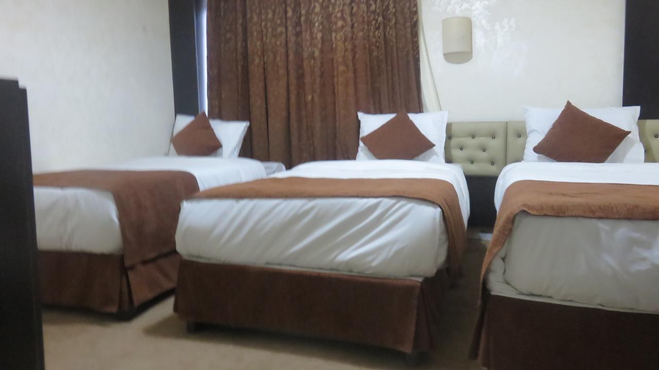 Teeba Palace Hotel Suites Амман Экстерьер фото