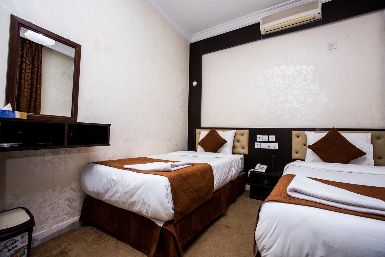 Teeba Palace Hotel Suites Амман Экстерьер фото