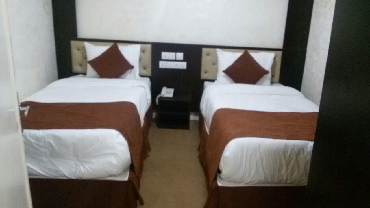 Teeba Palace Hotel Suites Амман Экстерьер фото